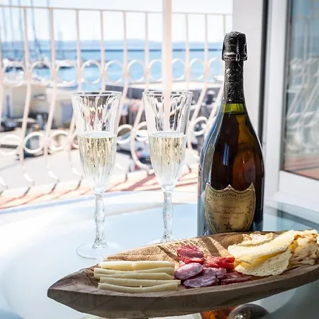 ⭑ ⭑ ⭑ ⭑ ⭑ Jewel On The Seafront Promenade Apartment Carloforte  Exterior photo